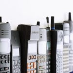 Istoria huselor de telefon mobil