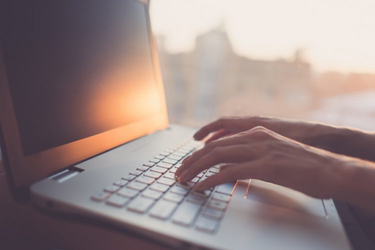 Ce tip de laptop ti se potriveste mai bine