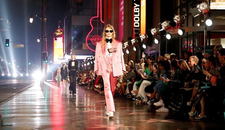 Gucci matura Hollywood Boulevard cu cea mai recenta propunere
