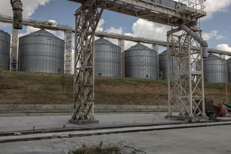 Atacul rusesc ameninta chiar si rute alternative pentru cerealele ucrainene