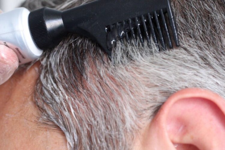 Cum sa colorezi parul barbatilor in 7 pasi simpli