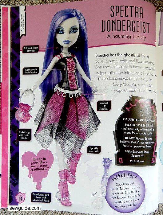 stiluri gotice mentionate in cartea de papusi Monster High