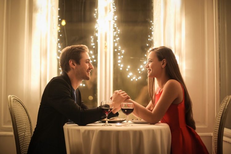 20 de idei romantice pentru a-ti impresiona iubitul