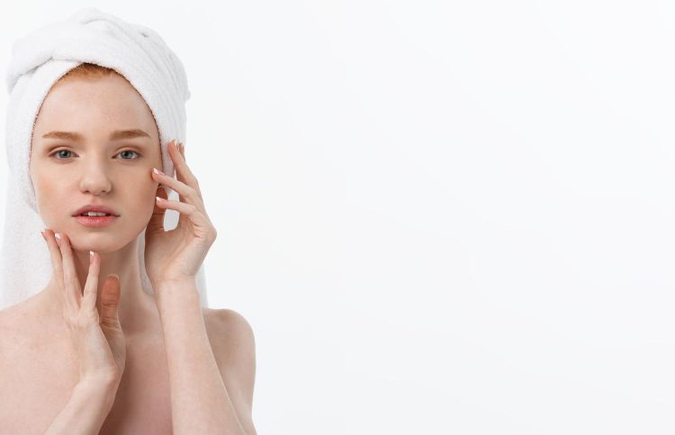 Rutina de &icirc;ngrijire a pielii &icirc;n perioada primăverii. TOT ce trebuie să știi