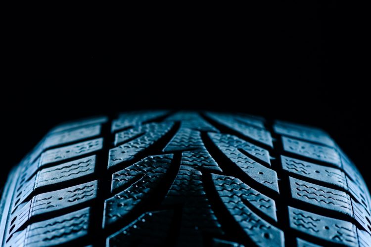 Cum să &icirc;ți pregătești anvelopele de iarnă pentru sezonul următor?